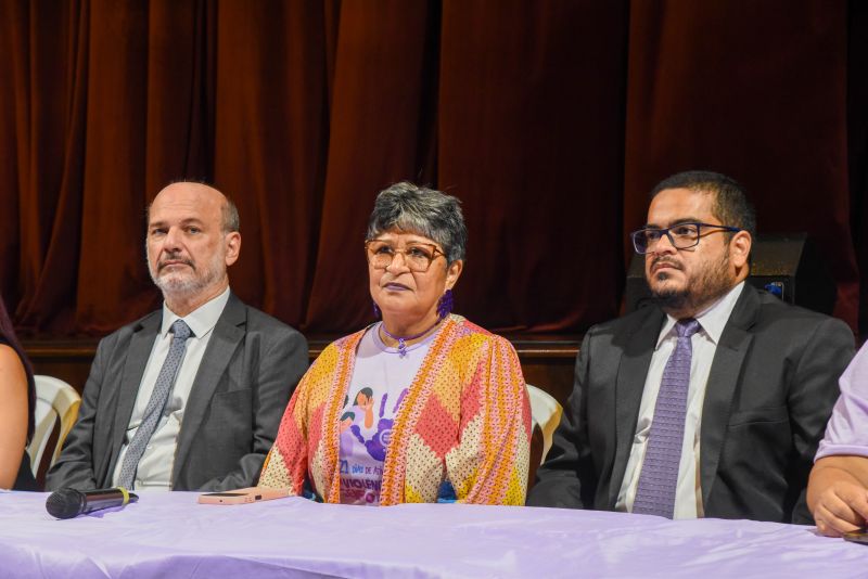 Abertura de 21 dias de ativismo no Teatro Municipal de Ananindeua