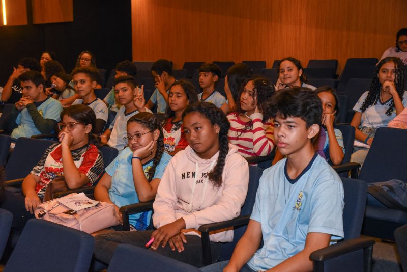 Abertura de 21 dias de ativismo no Teatro Municipal de Ananindeua