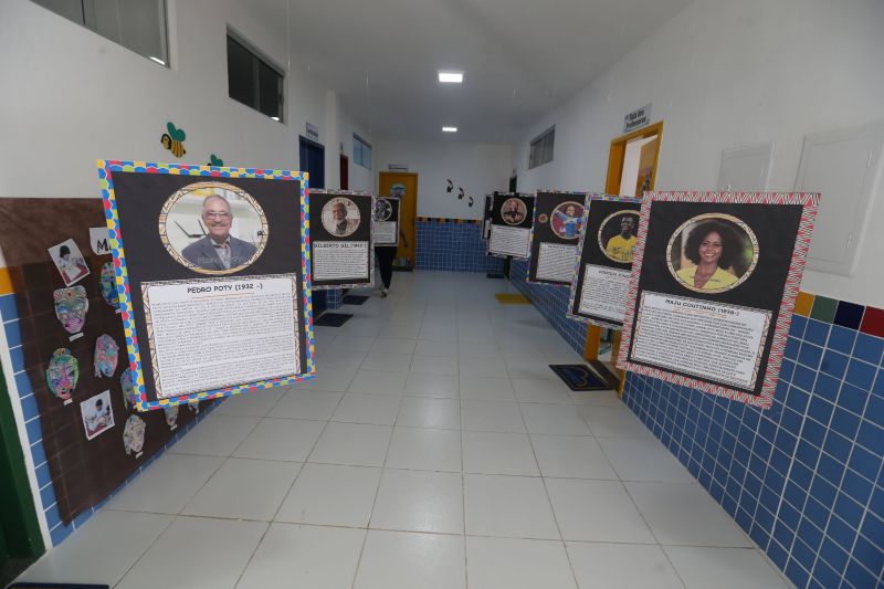 Escola Paulo Fernandes, amostra cultural cores da nossa história - Afro Brasileira