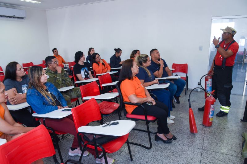 Curso de primero socorros 2° etapa no GSE do Bombeiros