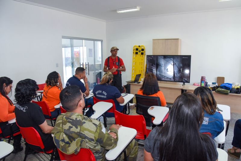 Curso de primero socorros 2° etapa no GSE do Bombeiros