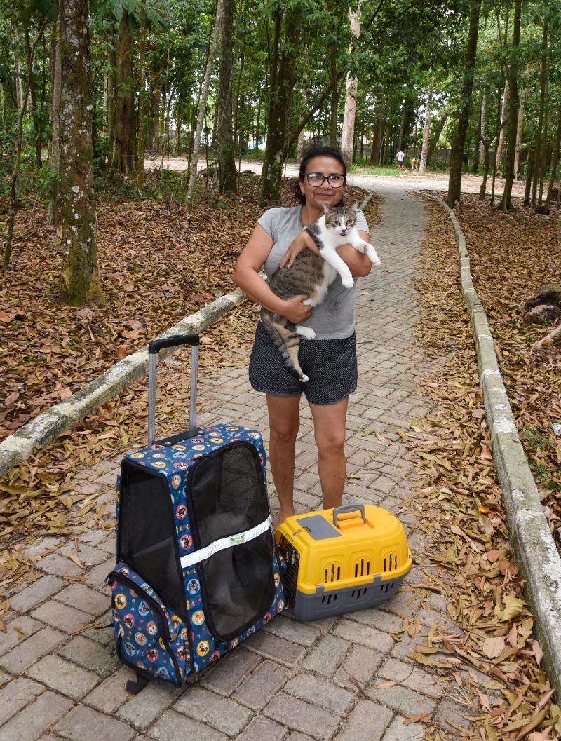 Vacinação de Pets, cães e gatos no Bosque Uirapuru no conjunto Julia Seffer