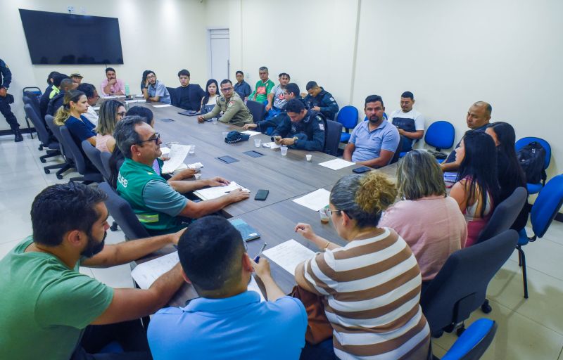 Reunião para o alinhamento das festas do final de ano e aniversário da cidade