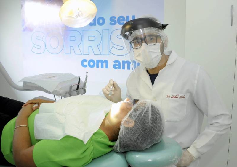 Tratamento odontológico.