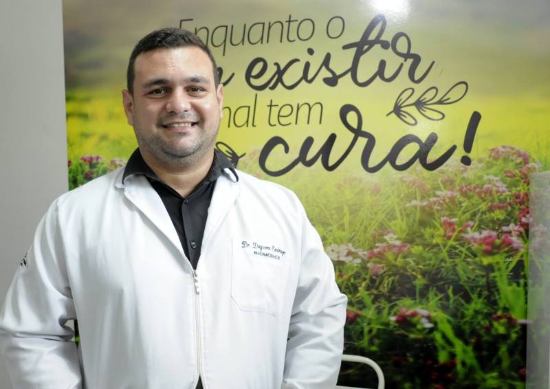 Biomédico do CTA.