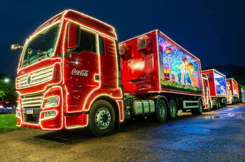 Papai Noel da Coca Cola visita Parque Maguary em Ananindeua 