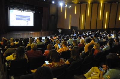 Galeria: Capacitação de enfermeiros e agentes comunitários de saúde no Teatro Municipal