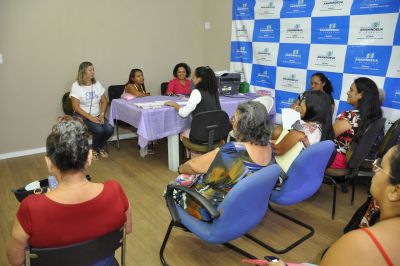 Mais de 300 mulheres participaram de ação social promovida pela SEMMU