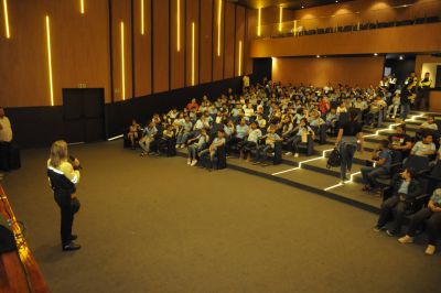 Alunos de Ananindeua participam de evento educativo em Alusão a Semana do Trânsito