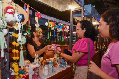 Feira do Artesanato oferece qualificação através de oficina de crochê 