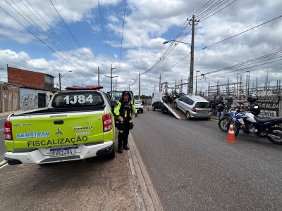 SEMUTRAN realiza ação de fiscalização na Avenida Independência