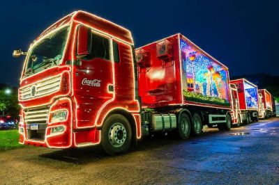 Papai Noel da Coca Cola visita Parque Maguary em Ananindeua 