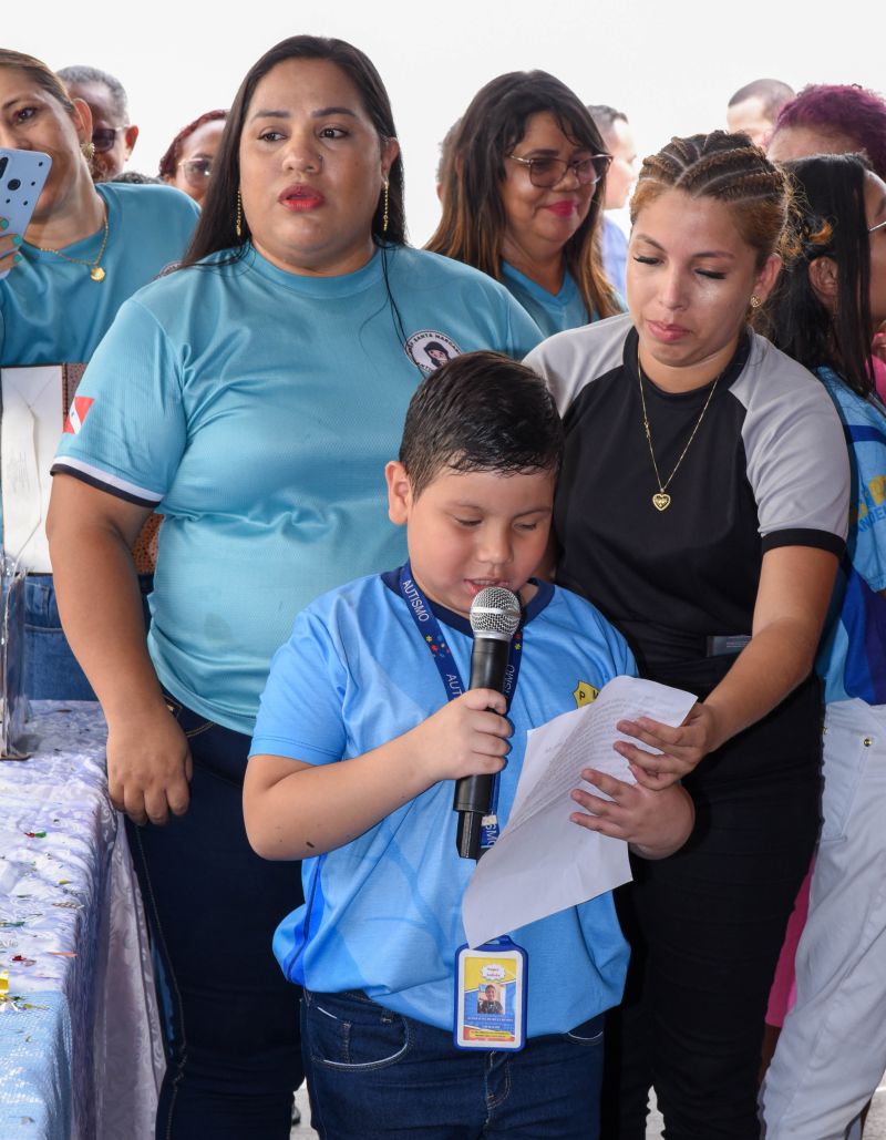 Inauguração da EMEF Santa Margarida Antioquia Psídia no bairro 40 Horas