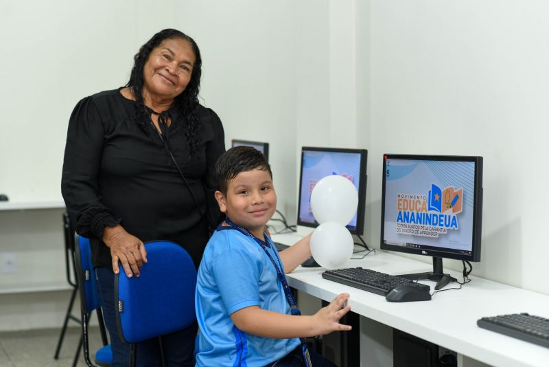 Inauguração da EMEF Santa Margarida Antioquia Psídia no bairro 40 Horas