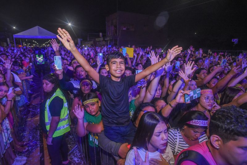 Comemoração de 81 Anos de Ananindeua com show de Isadora Pompeo na Av Santa Fé no bairro Icuí Guajará
