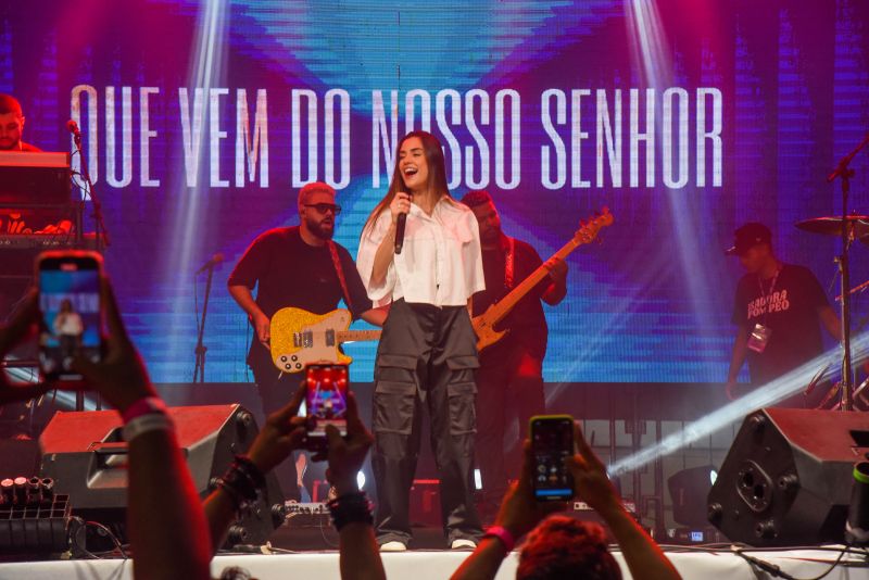 Comemoração de 81 Anos de Ananindeua com show de Isadora Pompeo na Av Santa Fé no bairro Icuí Guajará
