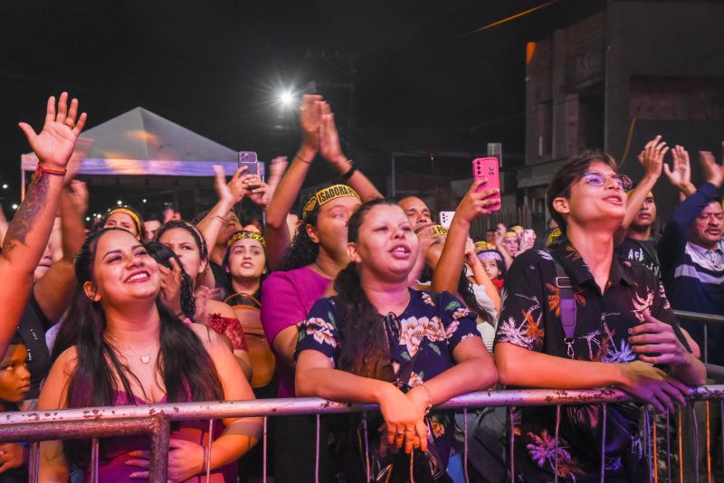 Comemoração de 81 Anos de Ananindeua com show de Isadora Pompeo na Av Santa Fé no bairro Icuí Guajará
