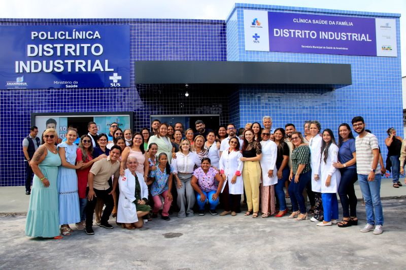 Entrega da clínica saúde da Família e Policlínica do Distrito Industrial