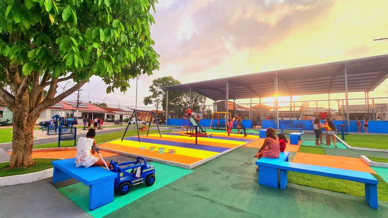 Praça Marcos Vinícius Leite Rodrigues, no conjunto Sabiá no bairro 40 Horas