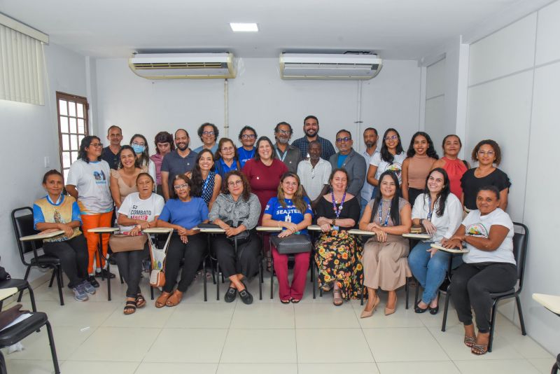 Oficina do Programa Alimenta Cidades, sobre segurança alimentar e estratégias de apoio á agricultura familiar
