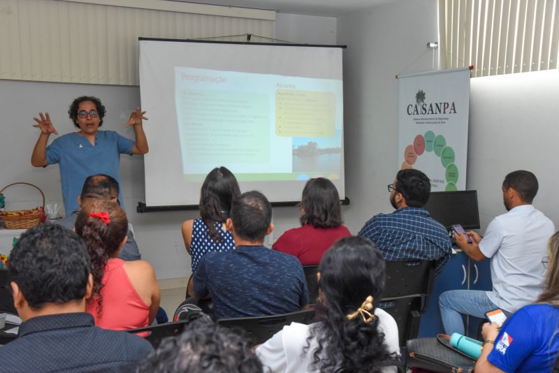 Oficina do Programa Alimenta Cidades, sobre segurança alimentar e estratégias de apoio á agricultura familiar
