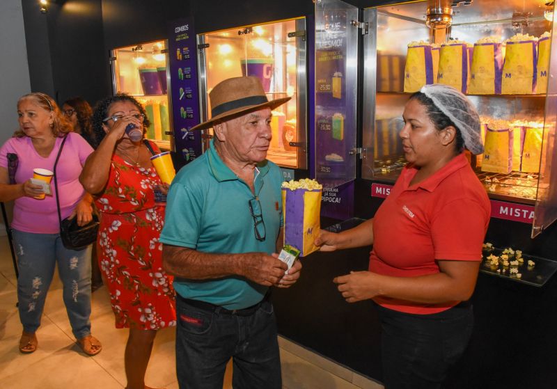 Sessão Cinema 60 + com Idosos CRAS Ananindeua No Shopping Metrópole