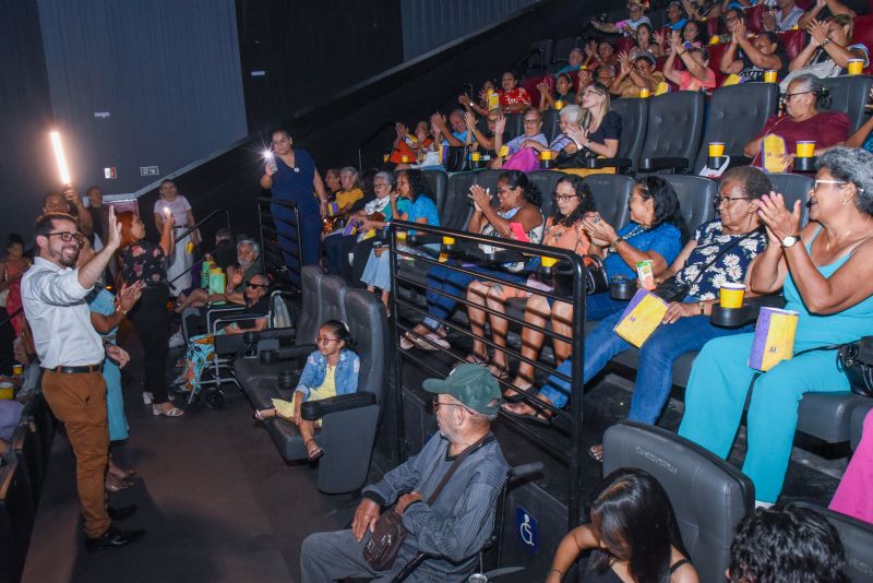 Sessão Cinema 60 + com Idosos CRAS Ananindeua No Shopping Metrópole