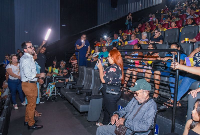 Sessão Cinema 60 + com Idosos CRAS Ananindeua No Shopping Metrópole