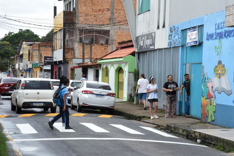 Revitalização de faixa de pedestres