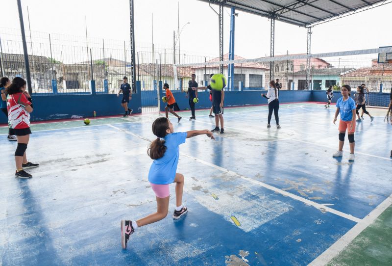 Projeto bom de bola bom de escola