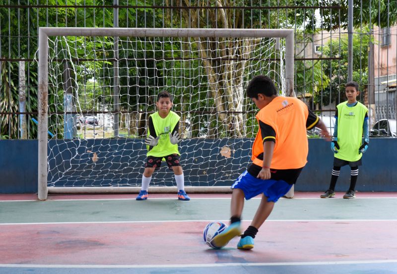 Projeto bom de bola bom de escola