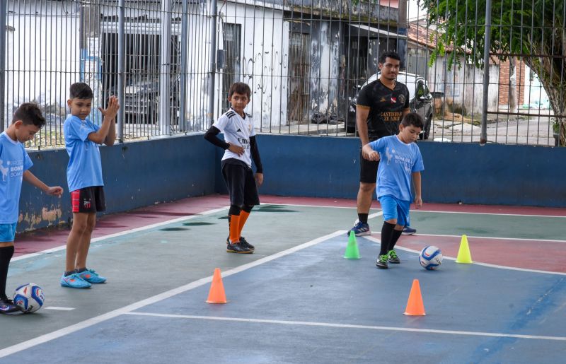 Projeto bom de bola bom de escola