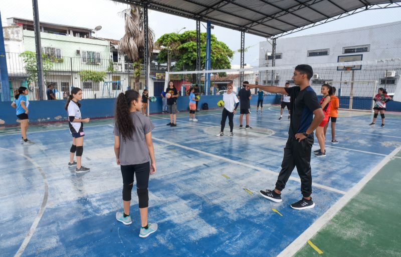 Projeto bom de bola bom de escola