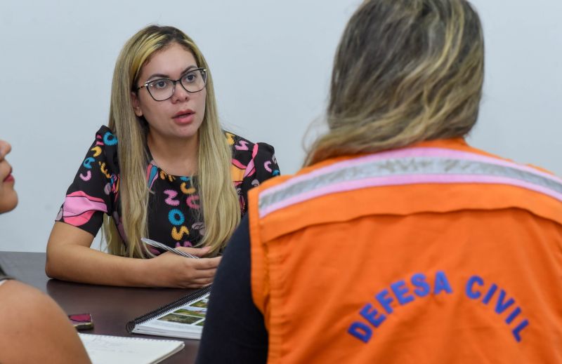 Reunião de enfrentamento as condições climáticas