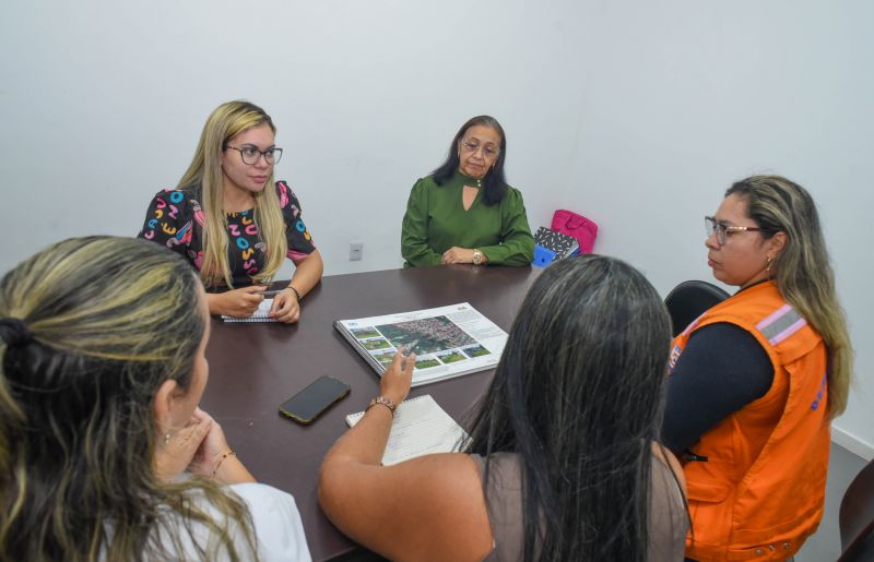 Reunião de enfrentamento as condições climáticas