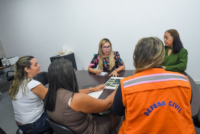 Reunião de enfrentamento as condições climáticas