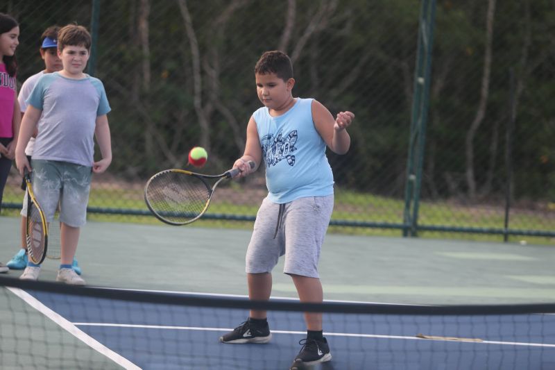 Abertura do projeto raquetes do futuro e aulão de beach tennis e tênis