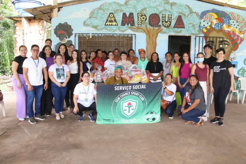 Entrega de cestas básicas no Quilombo do Abacatal