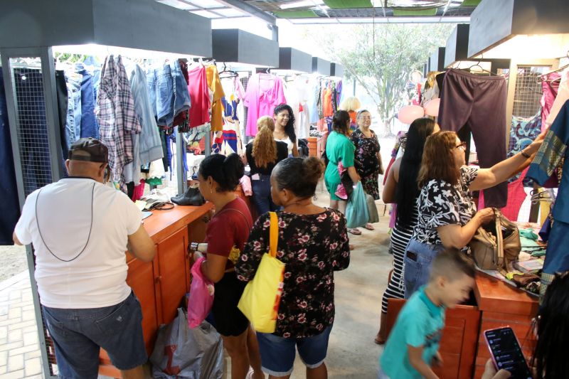 Feira do Artesanato com Programação do Dia Internacional da Mulher