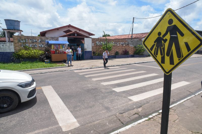 Imagem na faixa no Parque Cultural Vila Maguary e Estrada do Aurá