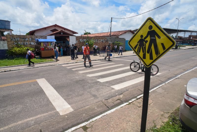 Imagem na faixa no Parque Cultural Vila Maguary e Estrada do Aurá