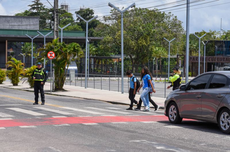 Imagem na faixa no Parque Cultural Vila Maguary e Estrada do Aurá