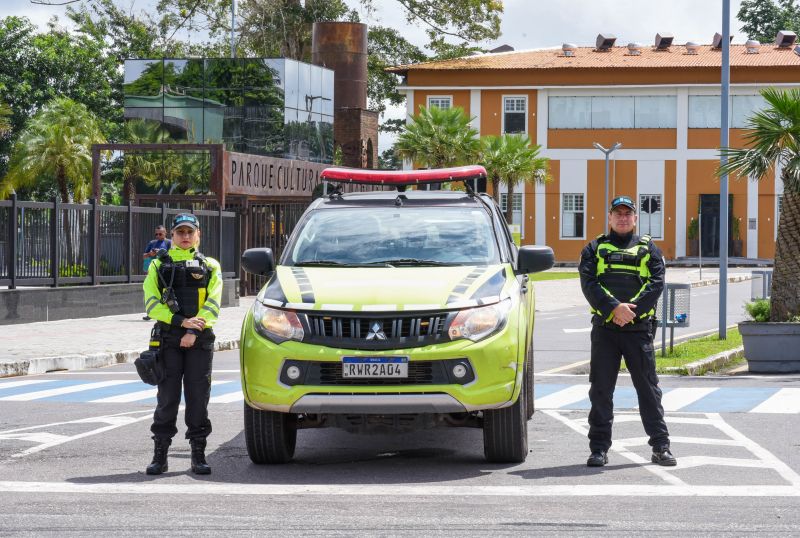 Imagem na faixa no Parque Cultural Vila Maguary e Estrada do Aurá