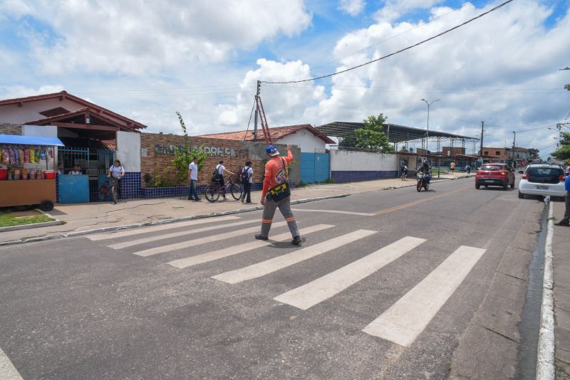 Imagem na faixa no Parque Cultural Vila Maguary e Estrada do Aurá