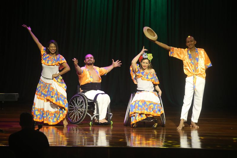 Abertura do Projeto Equatorial , com energia da saúde em movimento no teatro Municipal de Ananindeua