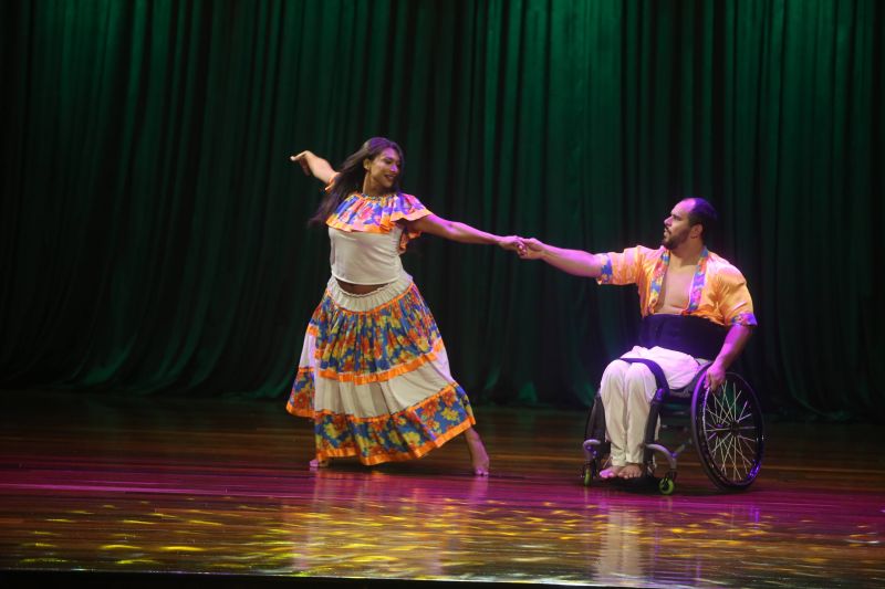 Abertura do Projeto Equatorial , com energia da saúde em movimento no teatro Municipal de Ananindeua