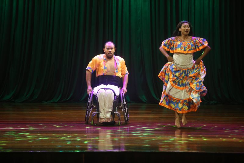 Abertura do Projeto Equatorial , com energia da saúde em movimento no teatro Municipal de Ananindeua