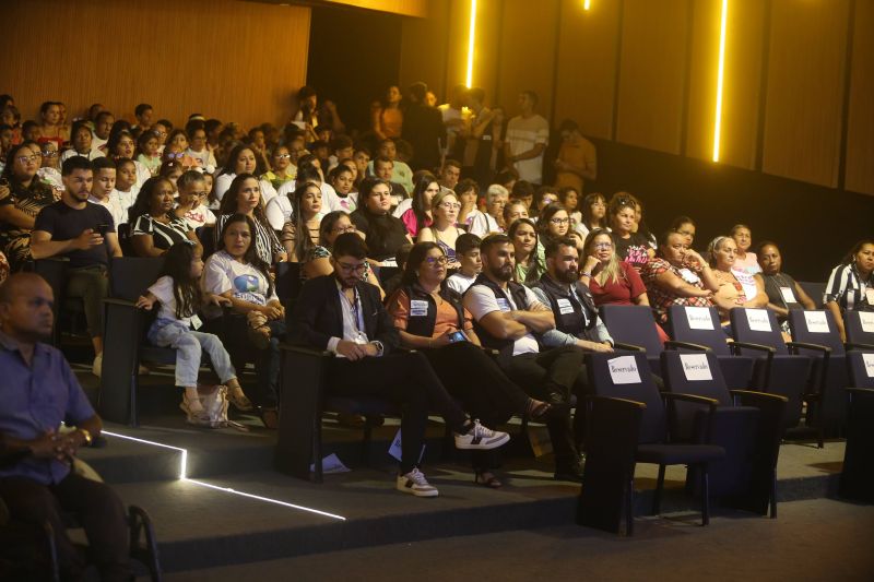 Abertura do Projeto Equatorial , com energia da saúde em movimento no teatro Municipal de Ananindeua