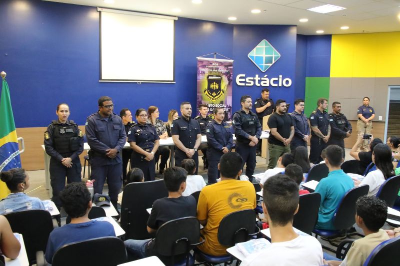 Projeto Anjos da Guarda com primeira aula inaugural.