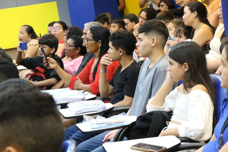 Projeto Anjos da Guarda com primeira aula inaugural.